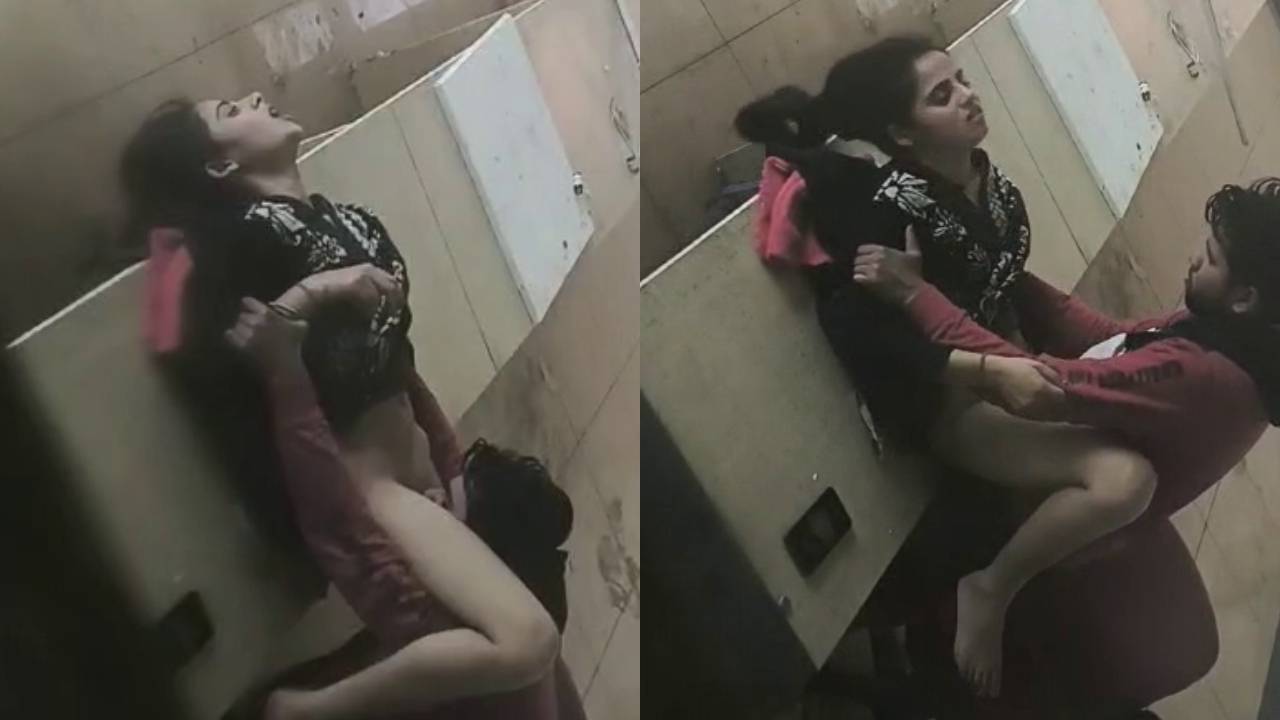 College couple doing sex in classroom pussy licked and fucking secretly recorded leaked sex tape viral video MMS sex